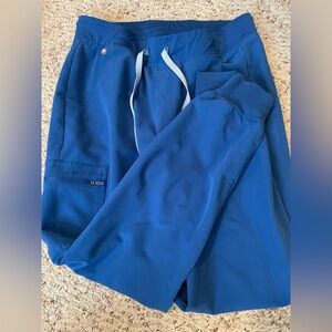 Figs brand royal blue scrub joggers size medium